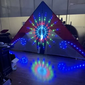 4 squareBig Triangle night LED delta kite ever-changing 544 umbrella cloth delta kite with lights in high brightness with tails
